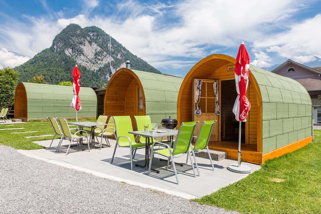 Lazy Rancho 4 Panorama Camping Eiger-Mönch-Jungfrau  Interlaken Exterior foto